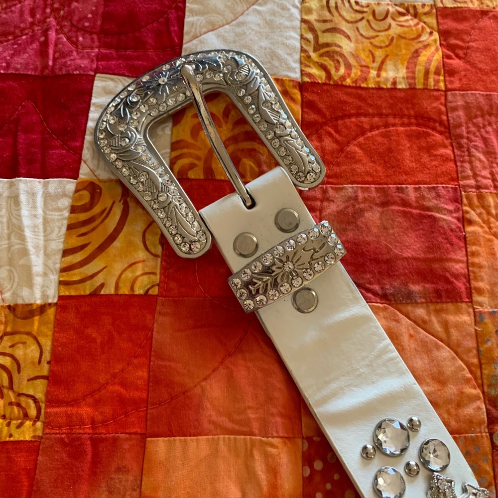 Women’s belt